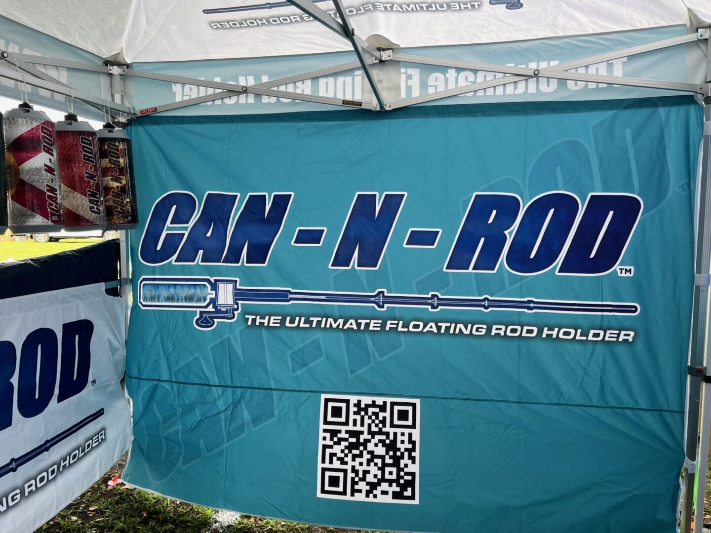 A can-n-rod tent with a qr code on the side.
